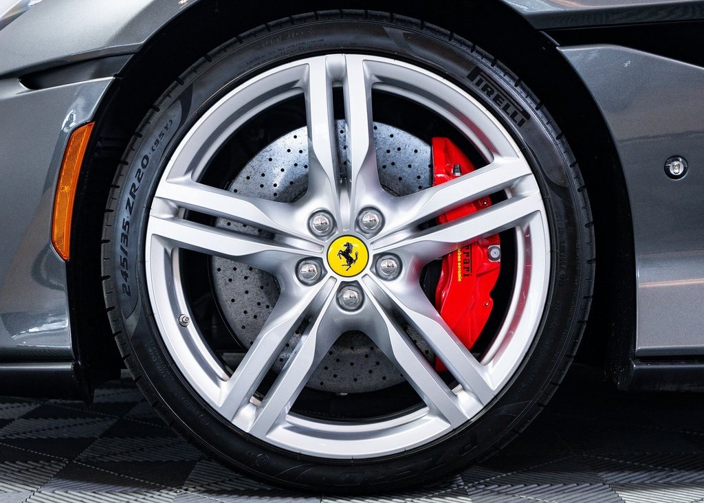 2023 Ferrari Portofino Base photo 9