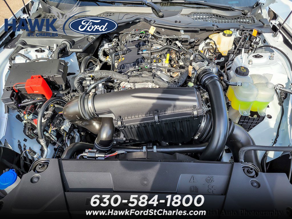 2025 FORD MUSTANG - Image 16