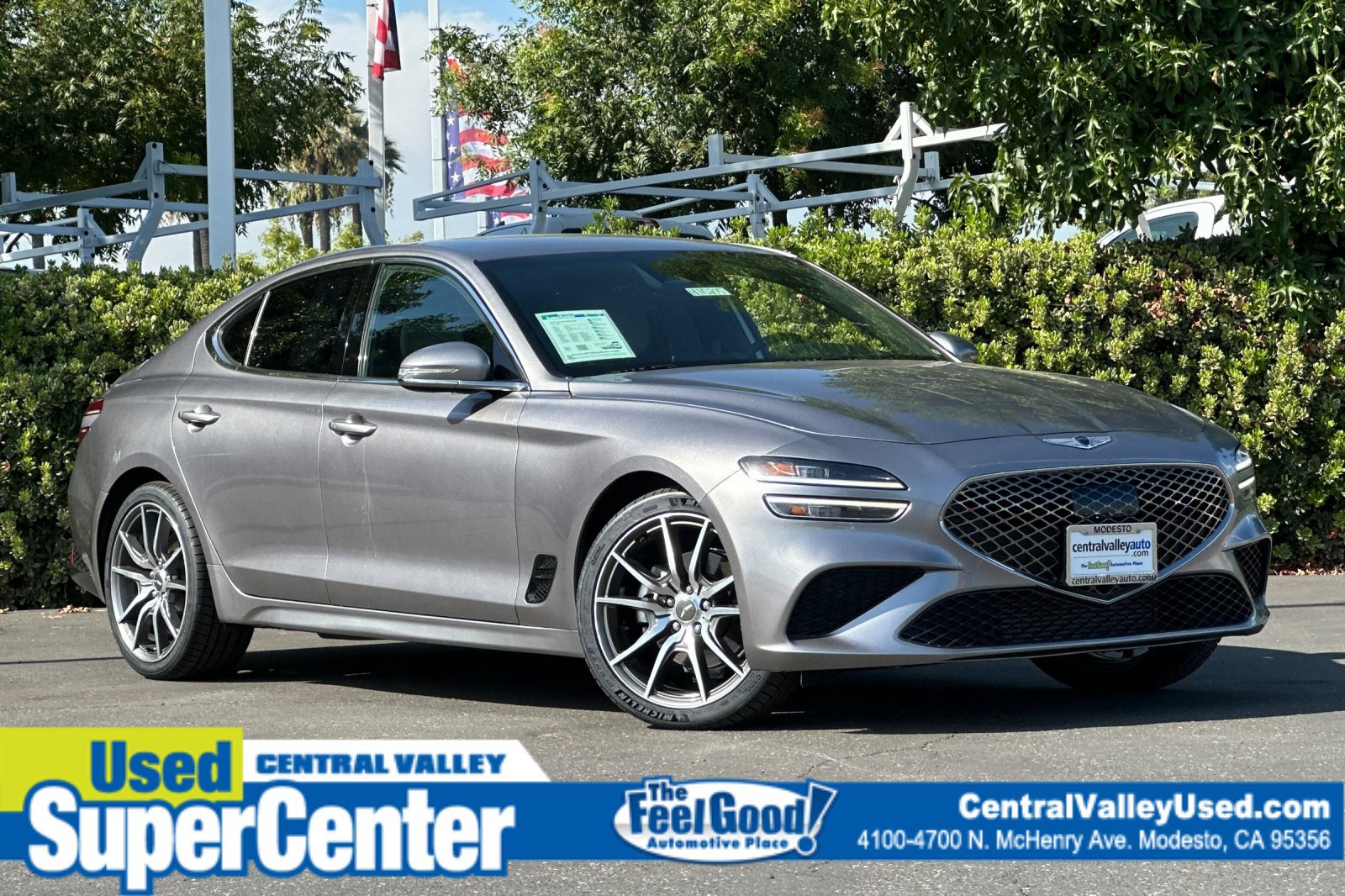 2023 GENESIS G70 Standard's photo