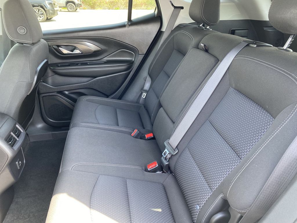 2024 Gmc Terrain SLE photo 23
