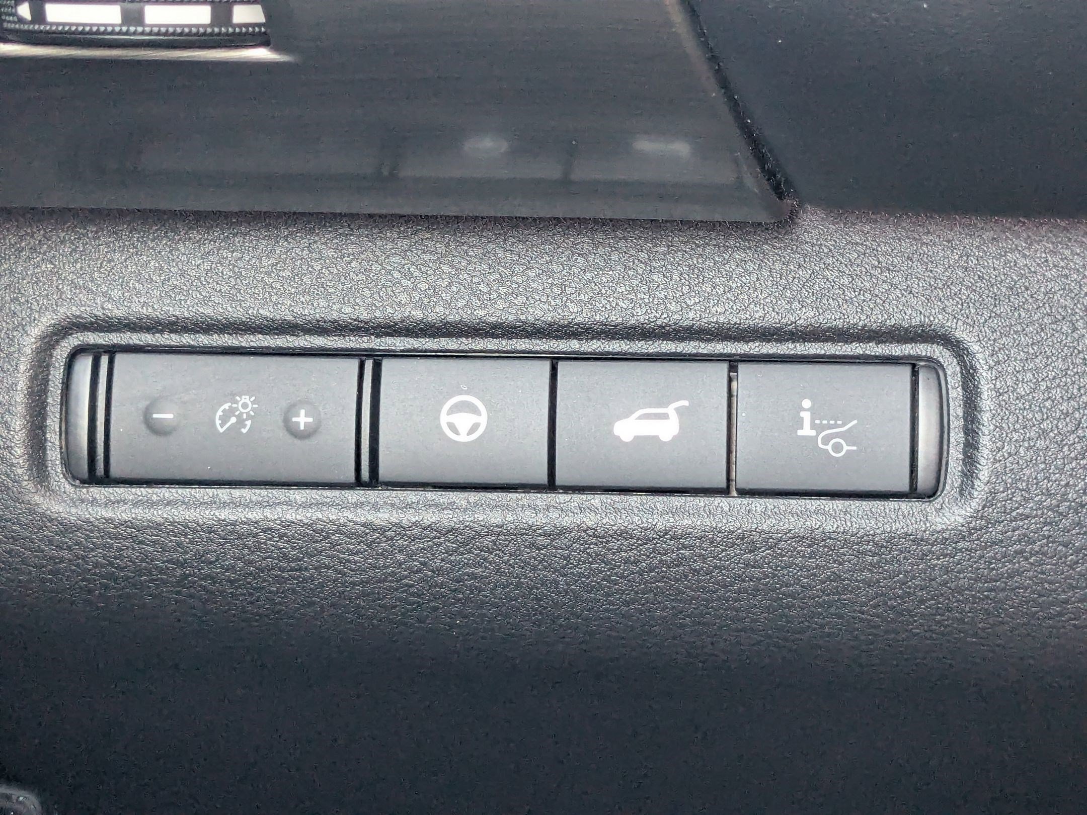 2023 Nissan Pathfinder Platinum photo 18