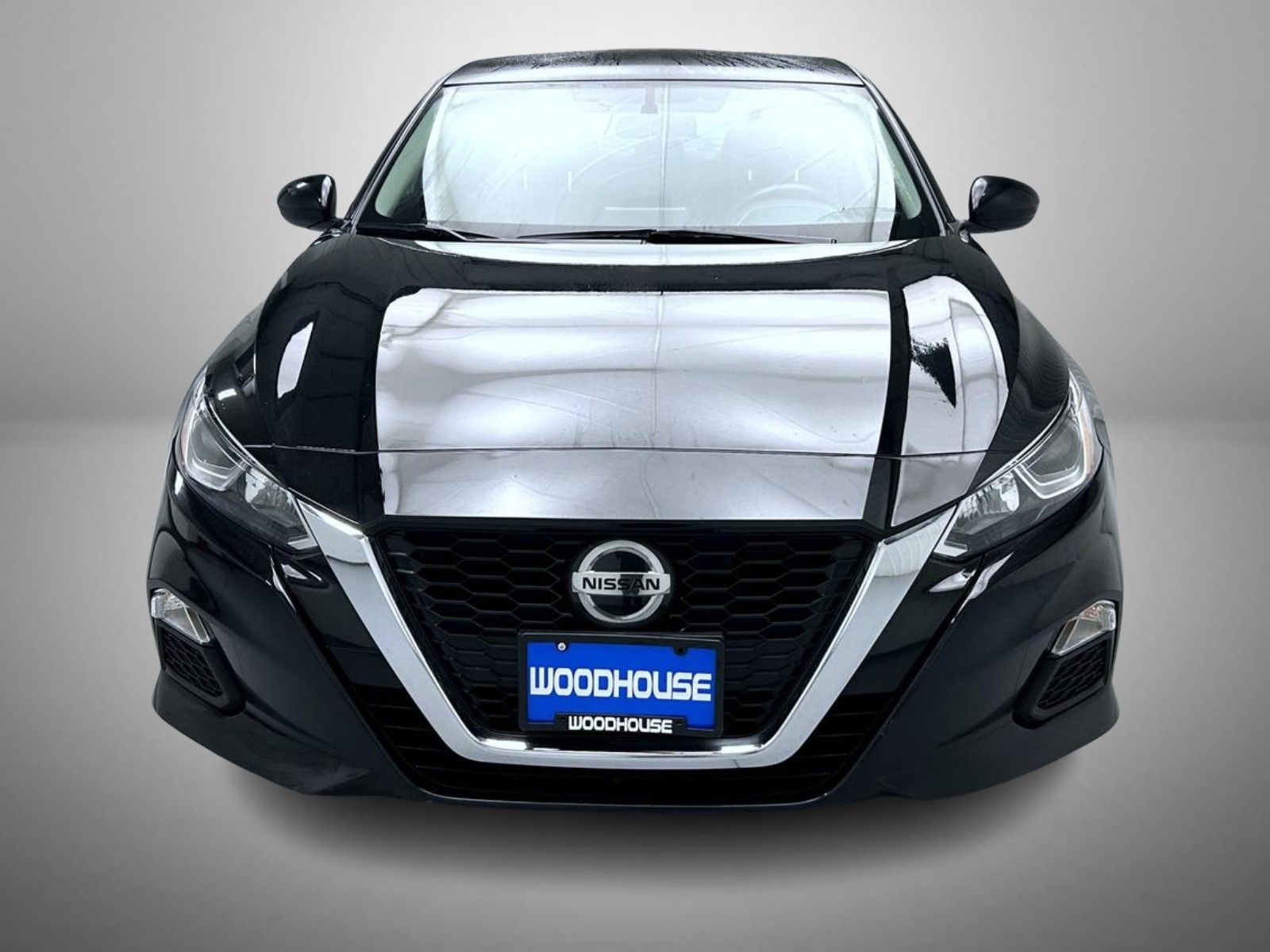 2020 Nissan Altima 2.5 S photo 2