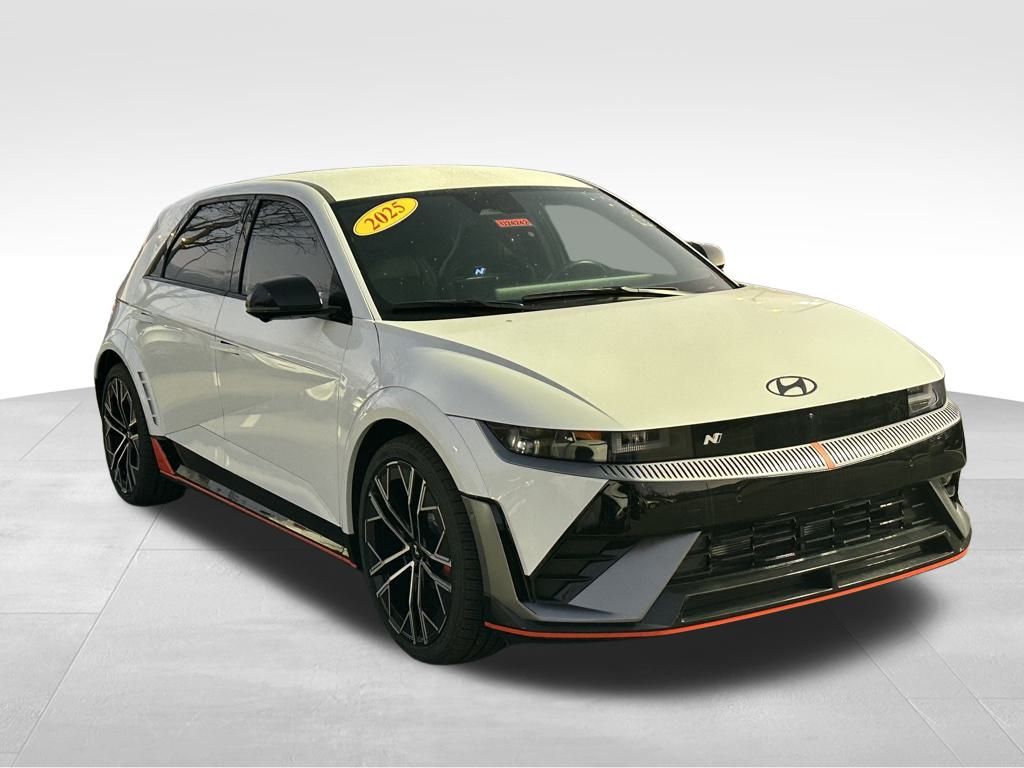 2025 Hyundai Ioniq N photo 3