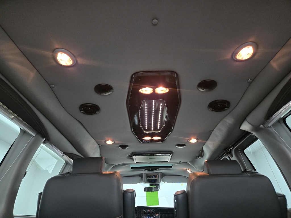 2019 Chevrolet Express Conversion Van photo 4