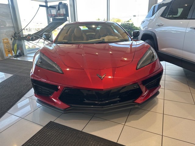 2024 Chevrolet Corvette Stingray 3LT photo 2