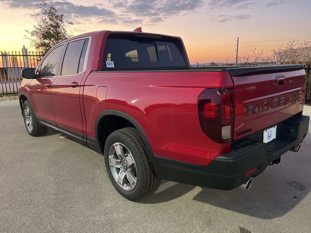 2025 Honda Ridgeline RTL photo 3