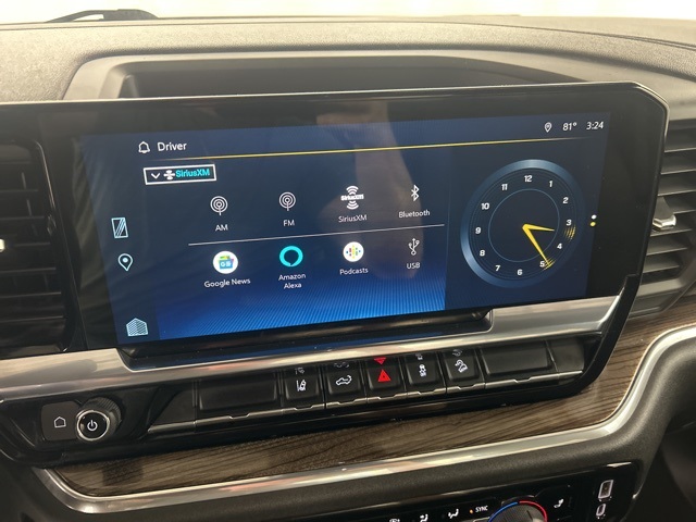 2024 Chevrolet Silverado 2500HD LT photo 15