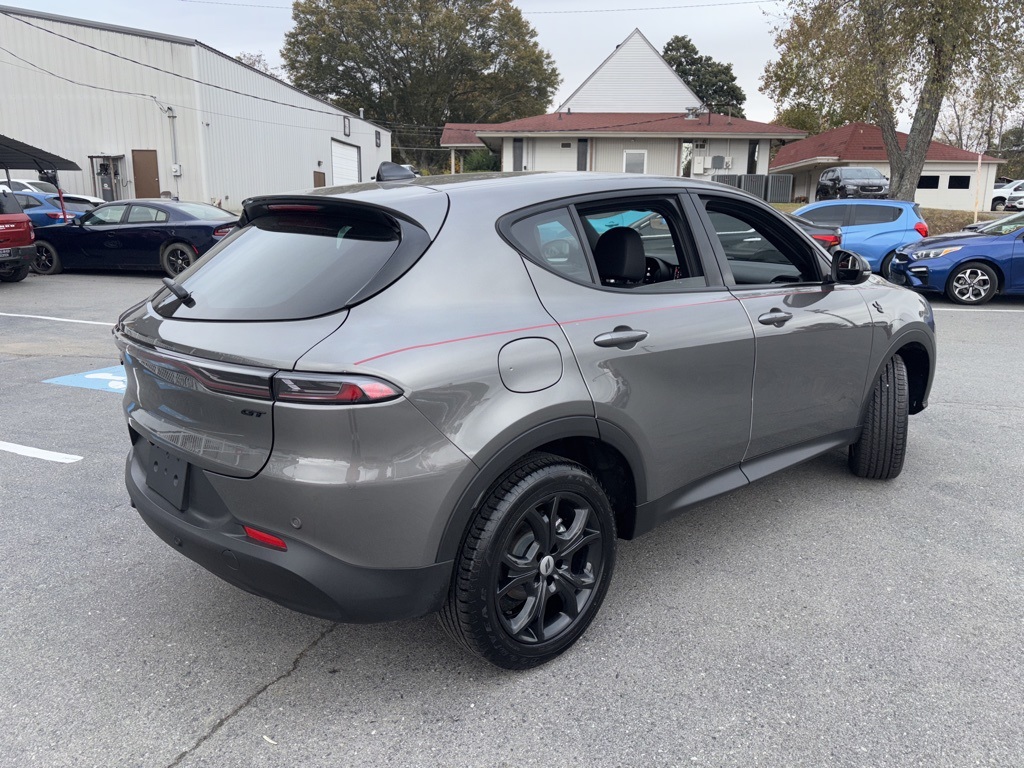 2024 Dodge Hornet GT photo 4