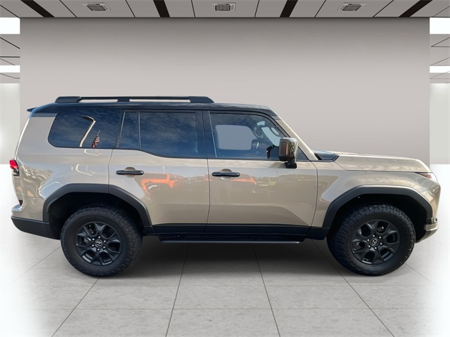 2024 Lexus GX 550 photo 2