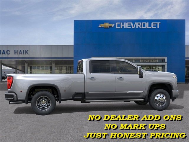 2026 Chevrolet Silverado 3500HD High Country photo 4