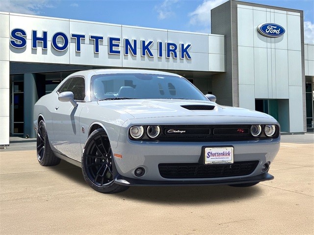2022 Dodge Challenger Challenger Scat Pack R/T Scat Pack
