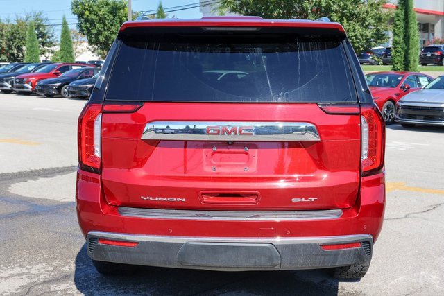 2023 Gmc Yukon SLT photo 4