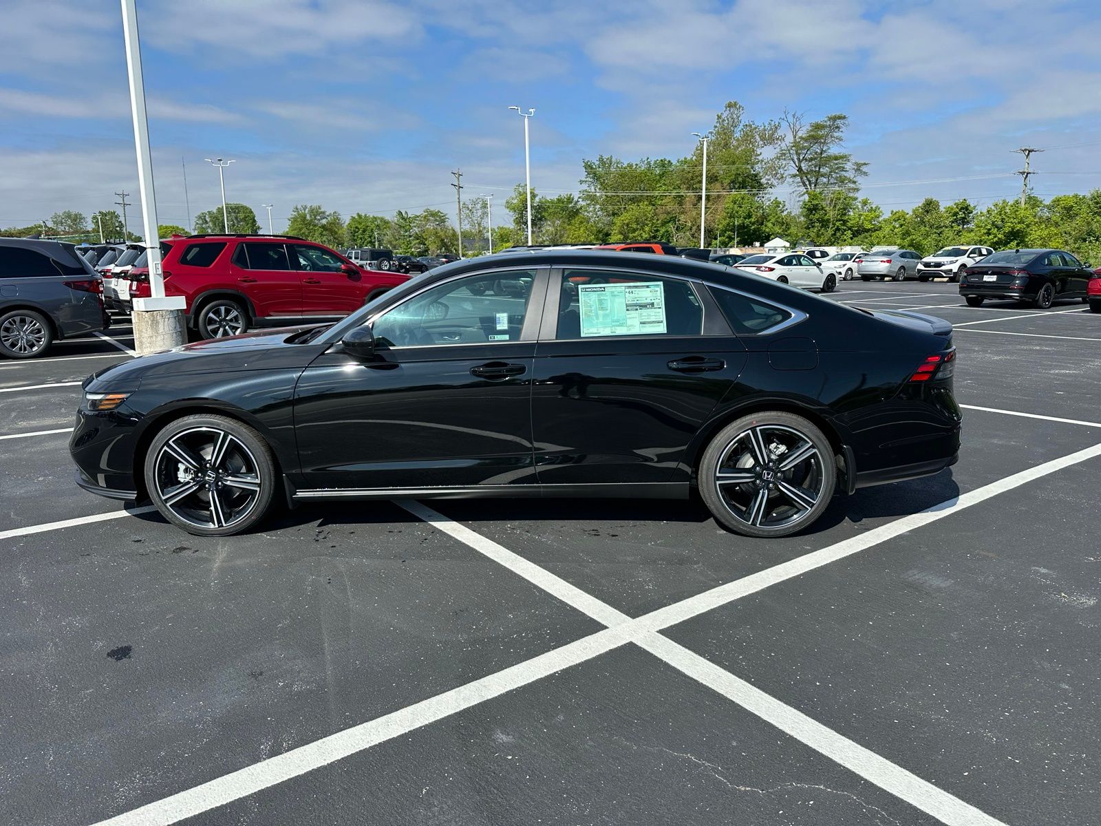 2025 Honda Accord Hybrid Sport photo 2