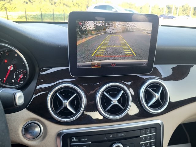 2018 Mercedes Benz CLA 250 photo 18