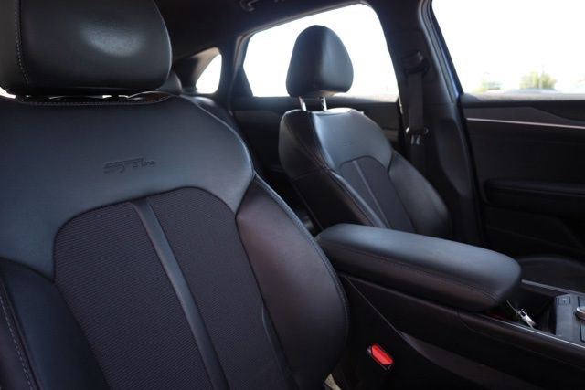 2023 Kia K5 GT-Line photo 34