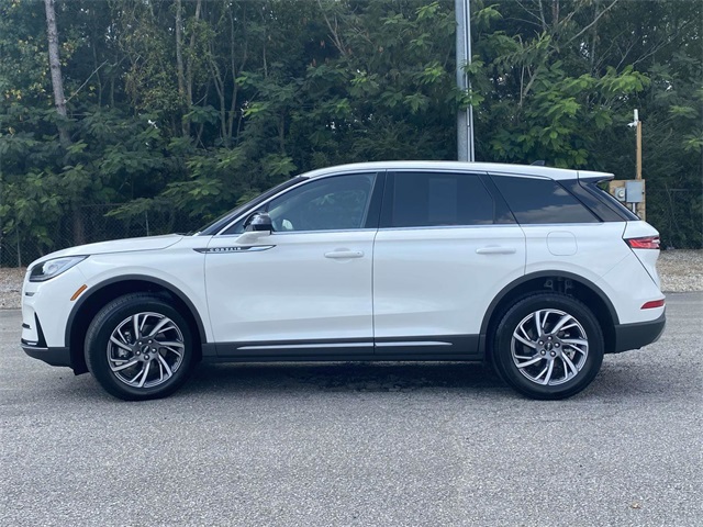 2025 Lincoln Corsair Premiere photo 6