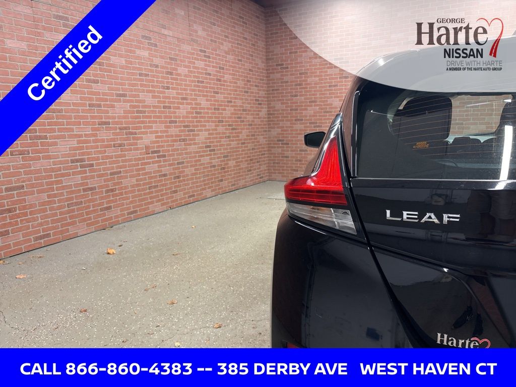 2019 Nissan Leaf SV Plus photo 29