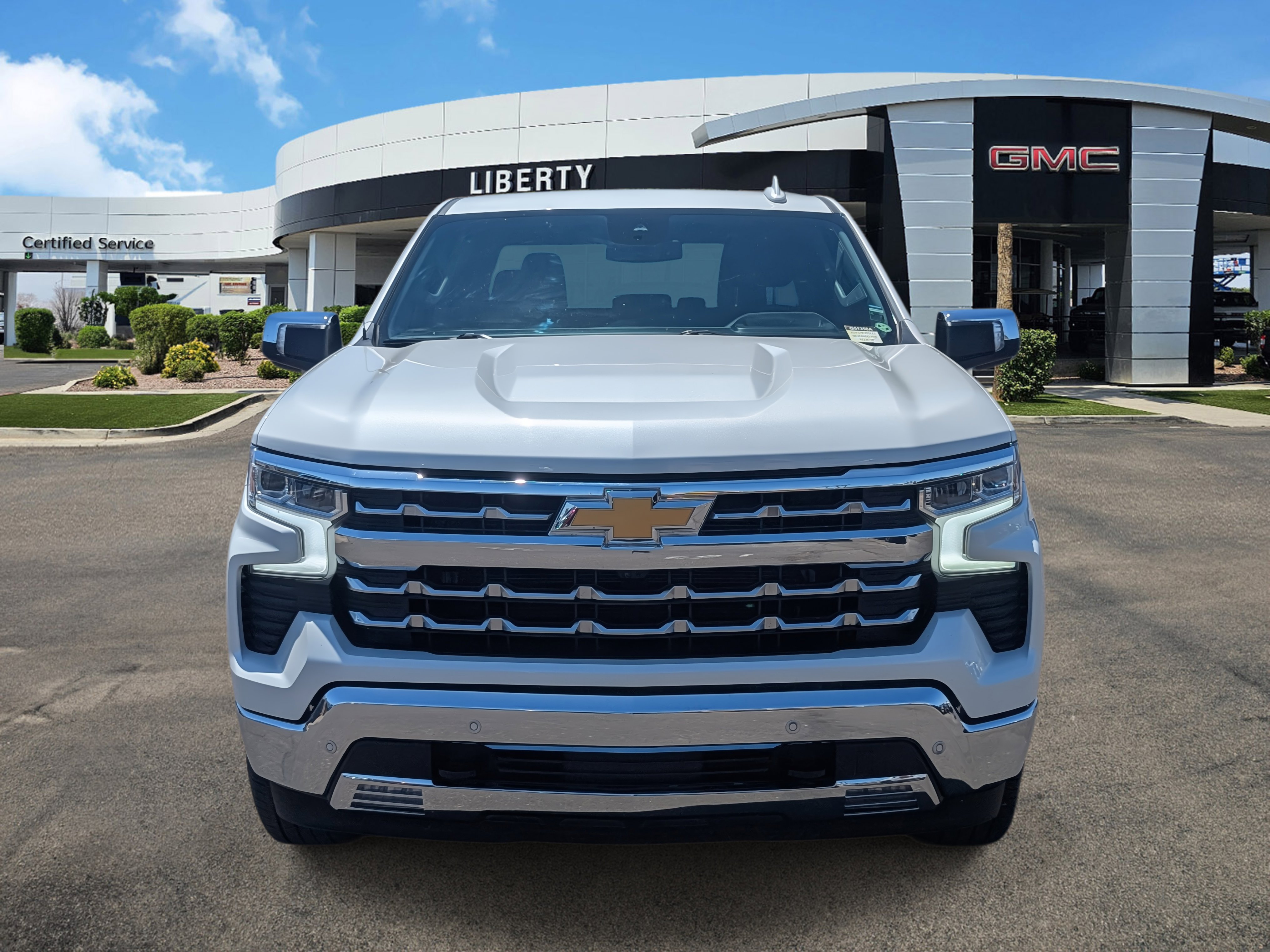 2024 Chevrolet Silverado 1500 LTZ photo 12