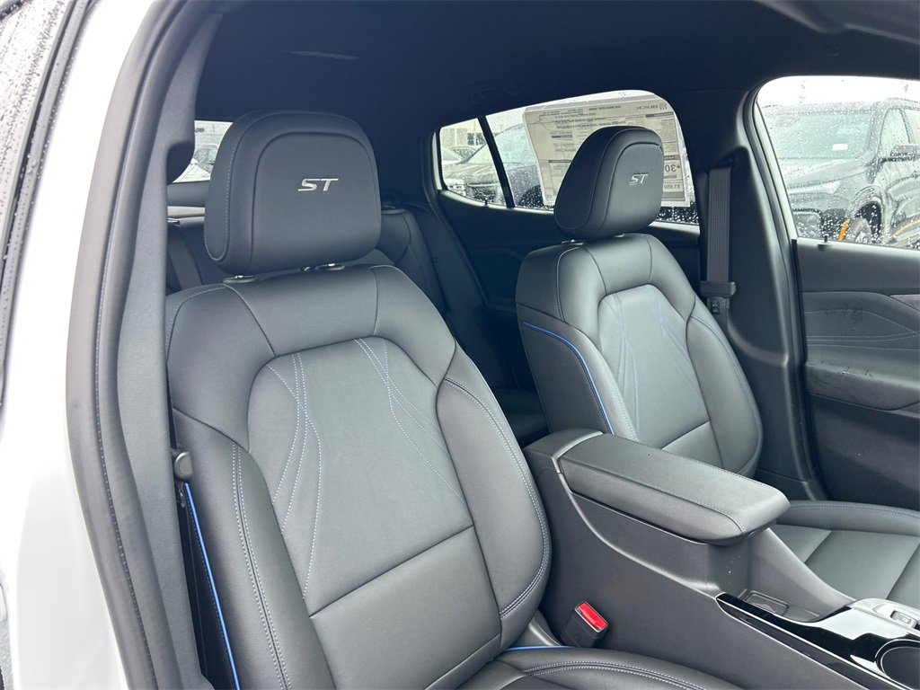 2026 BUICK ENVISTA - Image 32