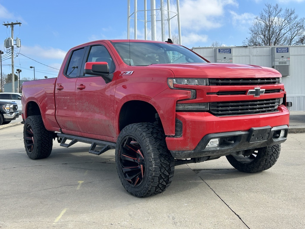 2019 Chevrolet Silverado 1500 RST photo 3