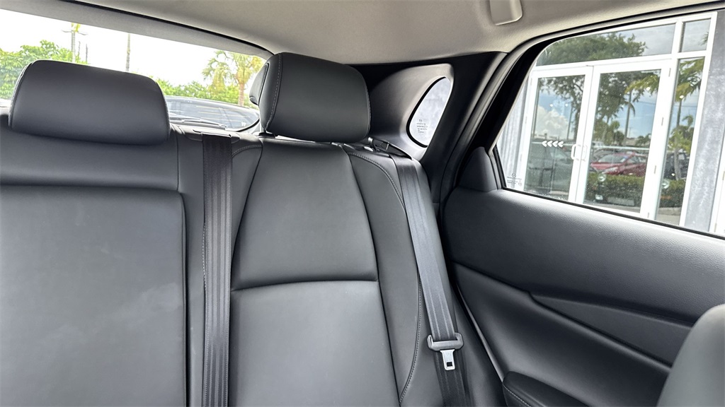 2022 Mazda CX-30 2.5 S Preferred photo 14