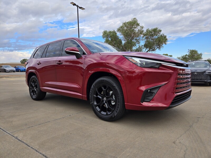 2026 Lexus TX 350 photo 2