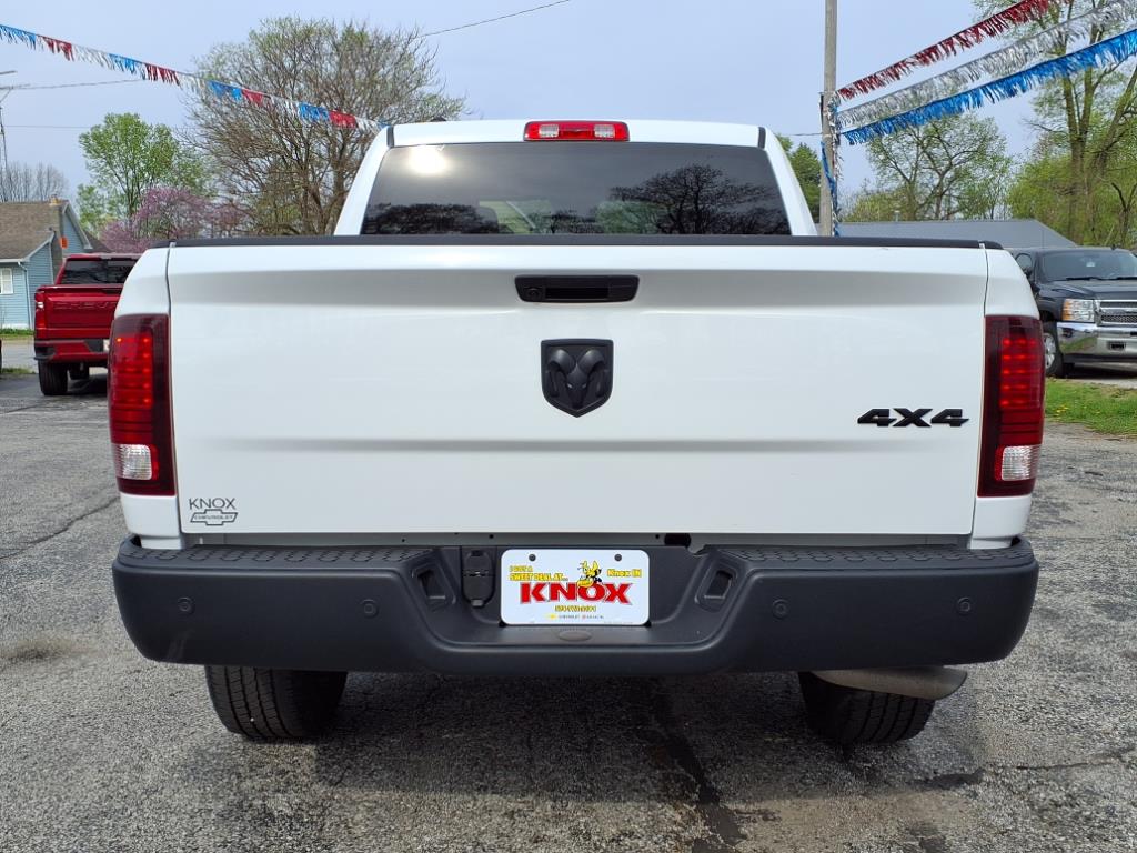 2024 Ram 1500 Classic Warlock photo 8