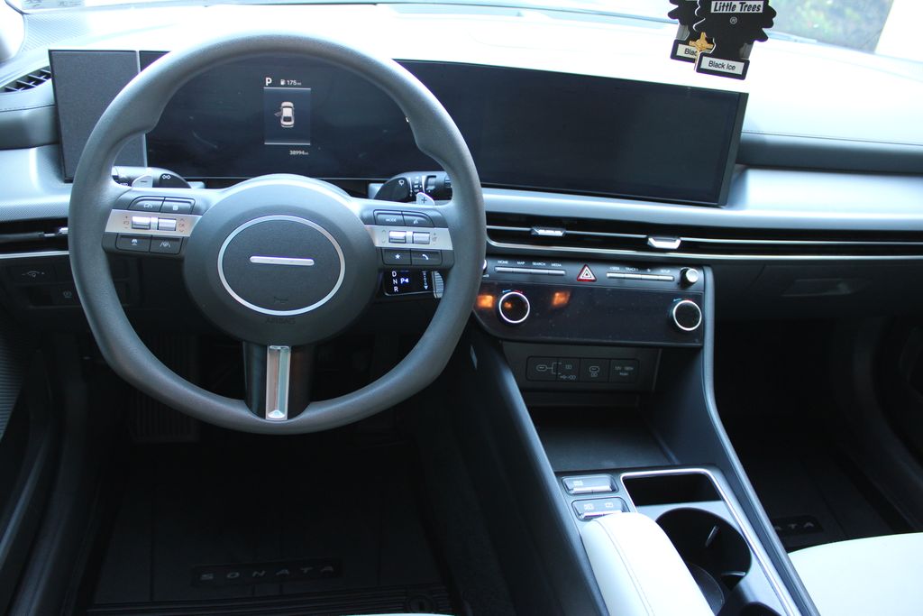 2024 Hyundai Sonata SEL photo 11
