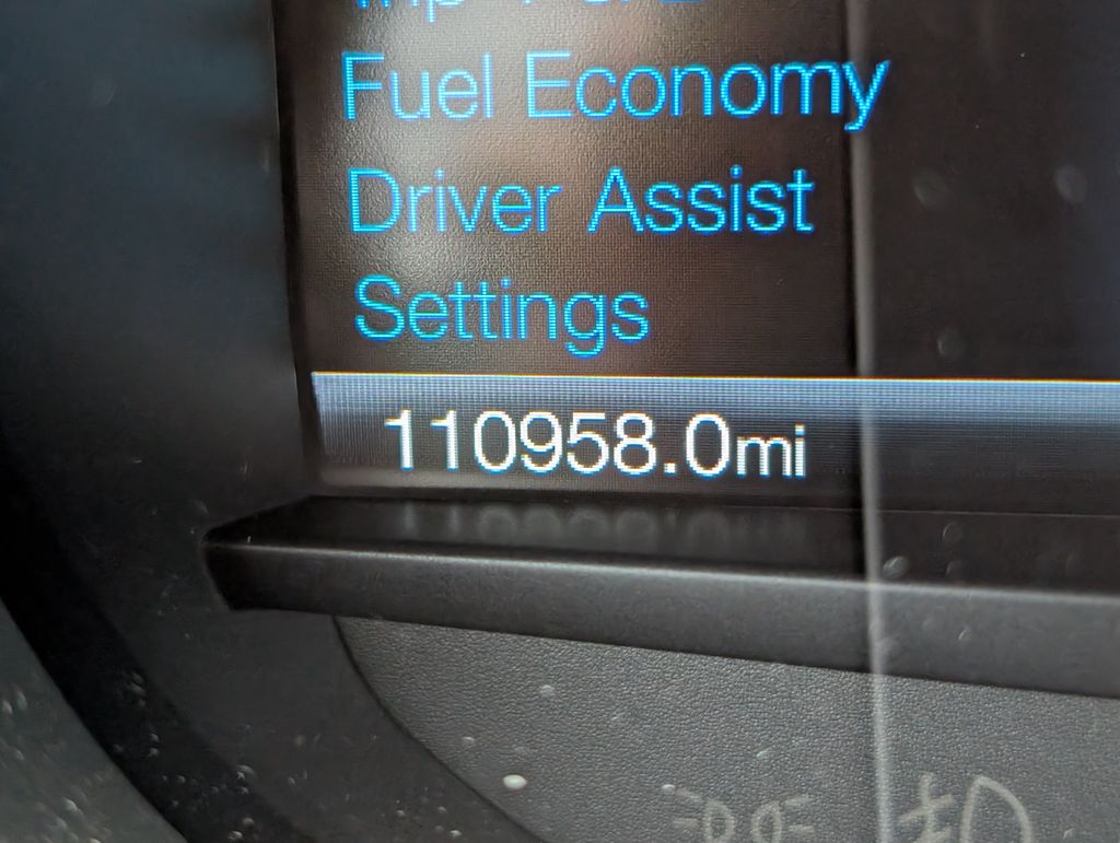 2021 Ford Edge SEL photo 12