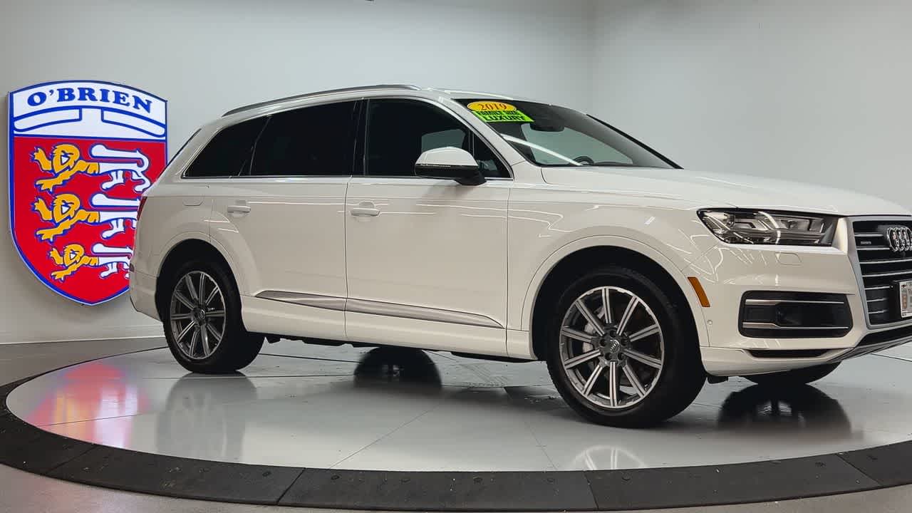 2019 Audi Q7 Premium Plus photo 2