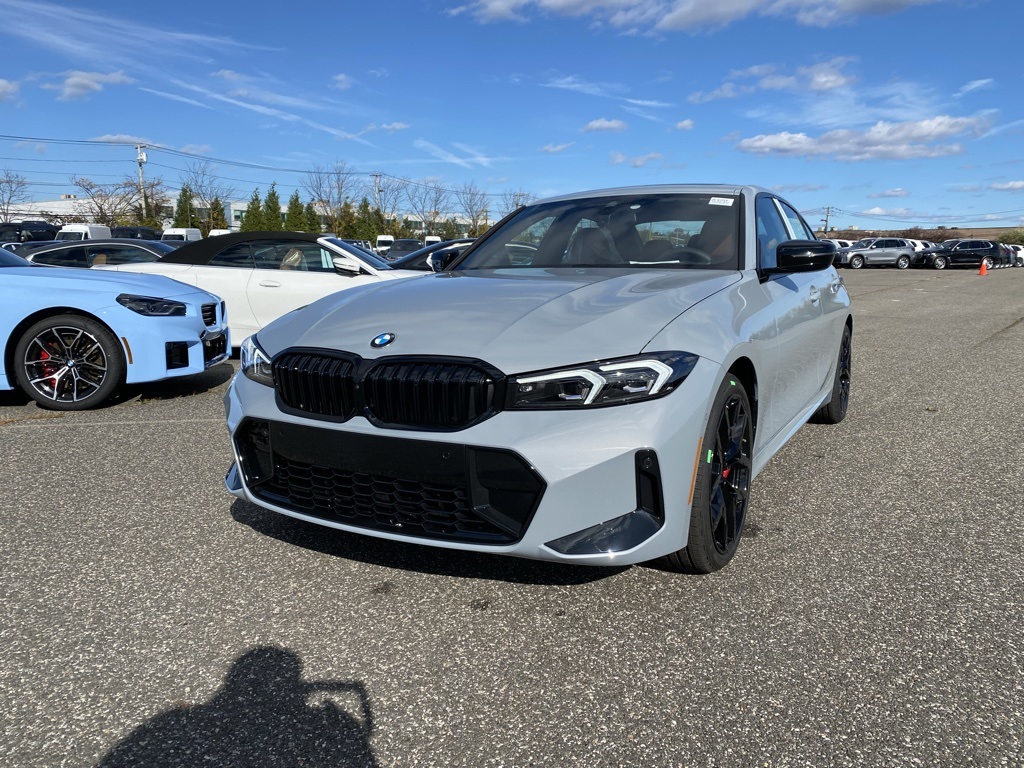 2026 BMW 3 Series 330i's photo