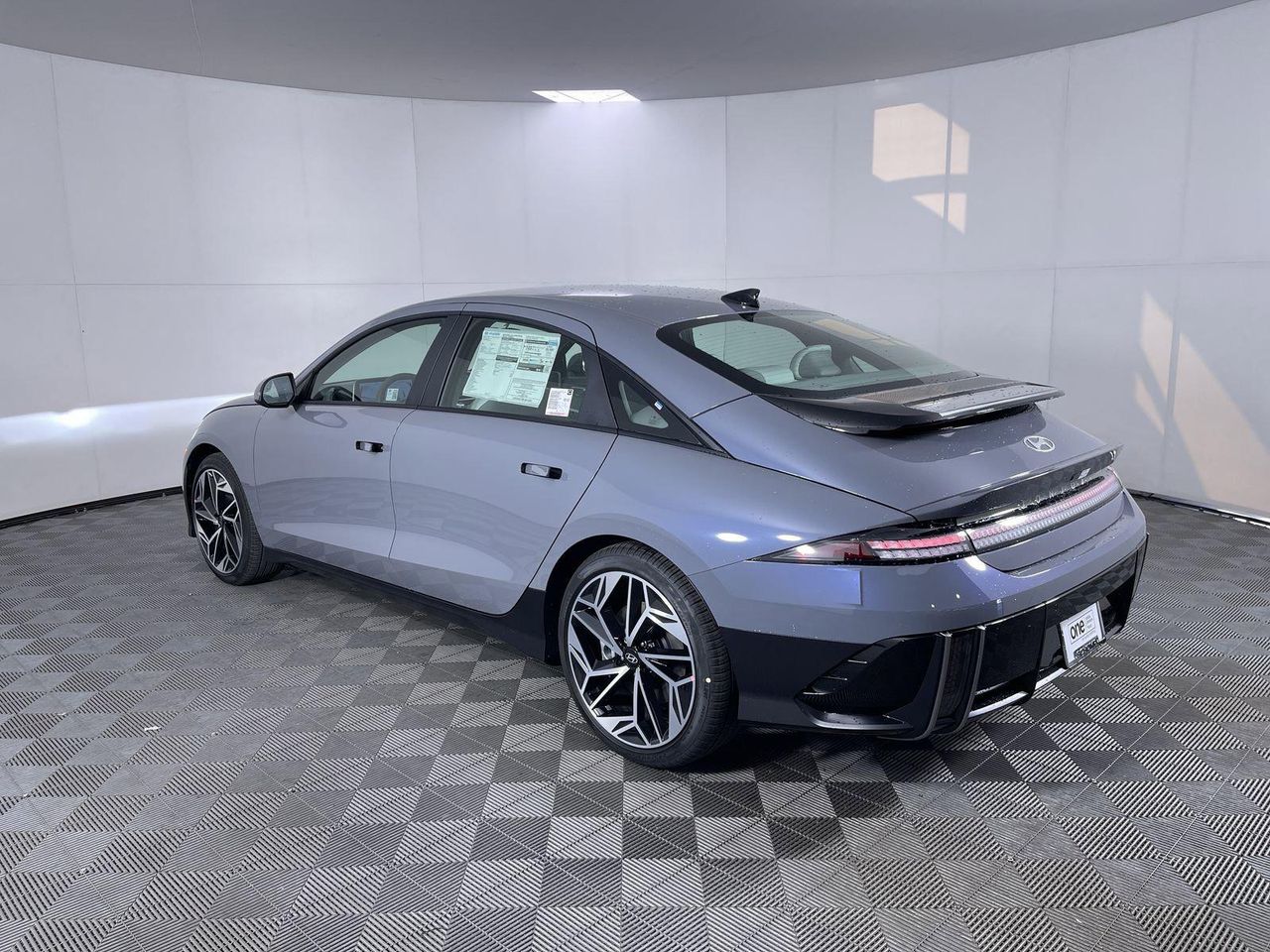 2025 Hyundai Ioniq 6 SEL photo 7