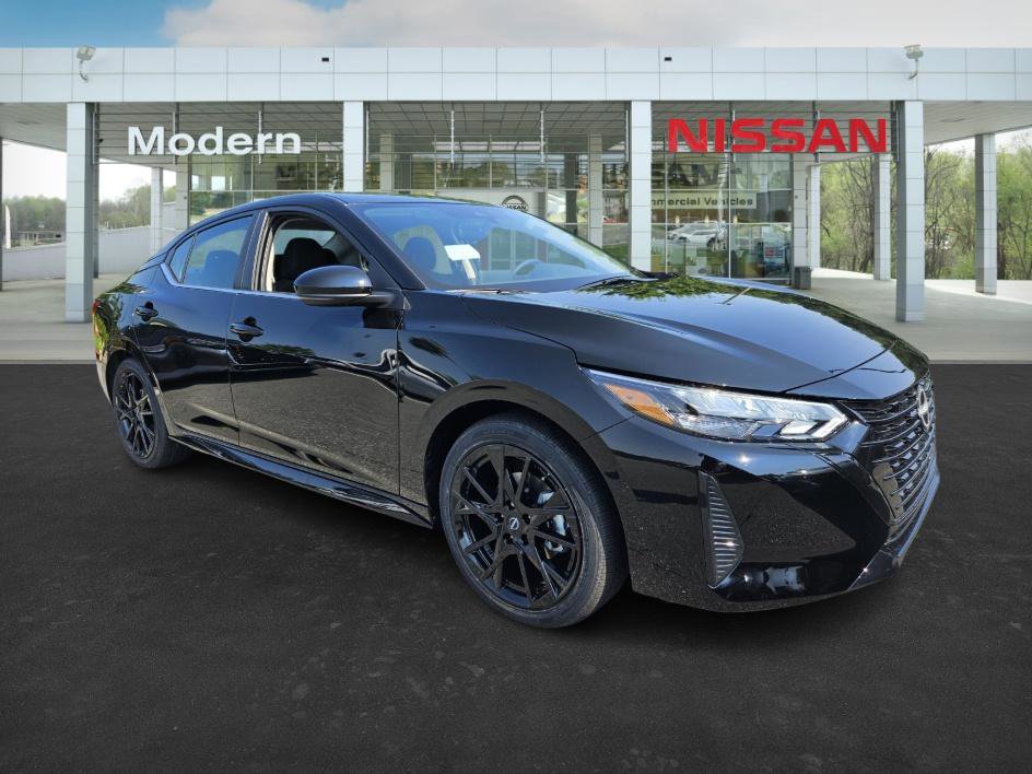2025 Nissan Sentra SR Midnight Edition photo 2