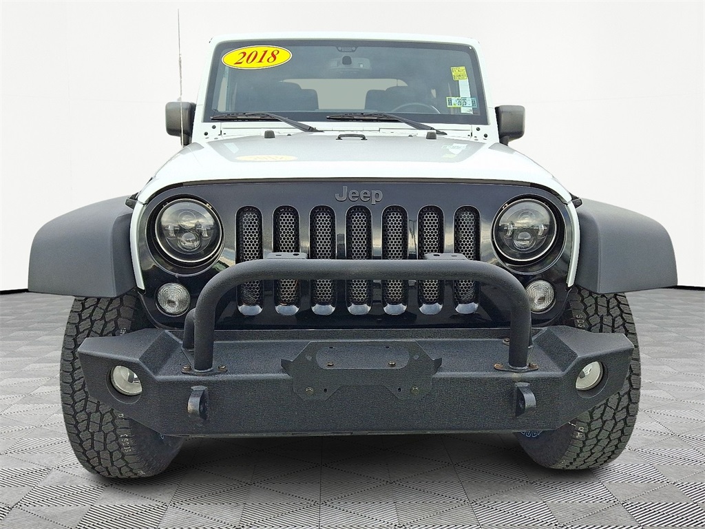 2018 Jeep Wrangler Willys Wheeler photo 2
