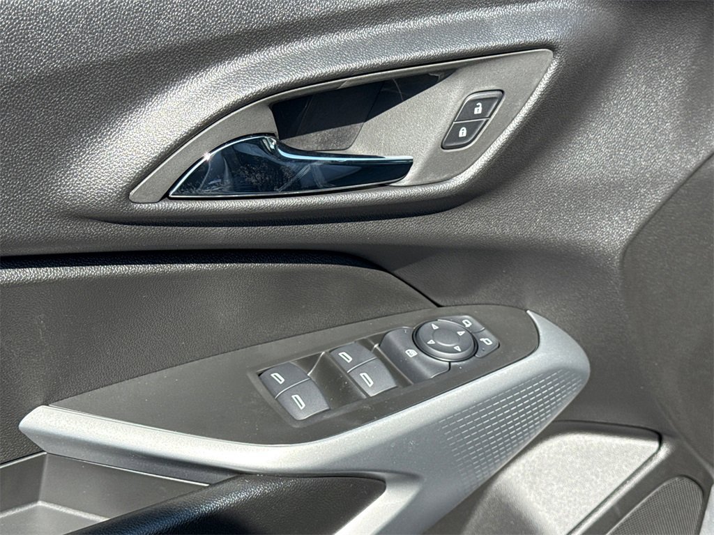 2026 Chevrolet Trax LS photo 14
