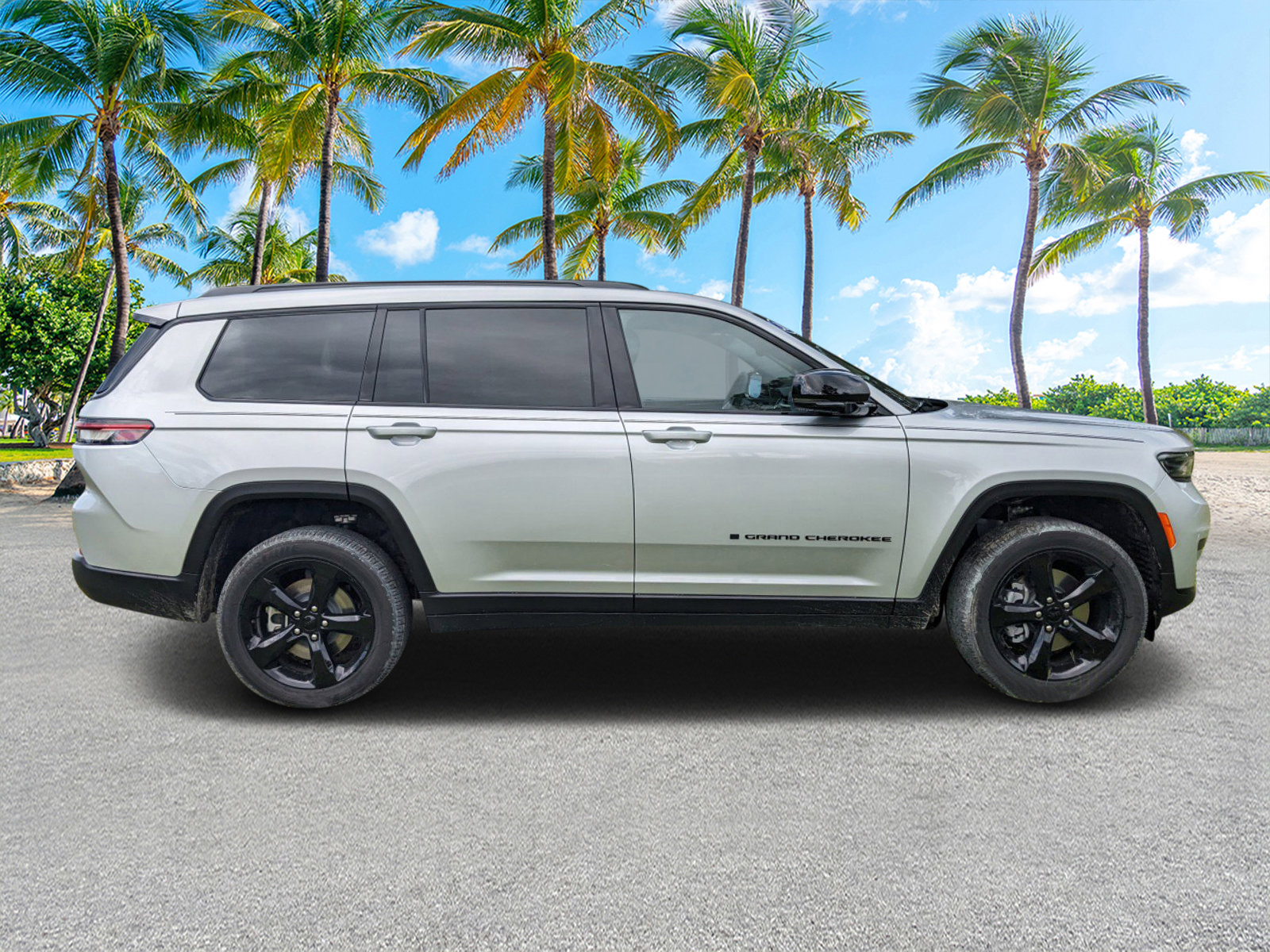 2024 Jeep Grand Cherokee Altitude X photo 2