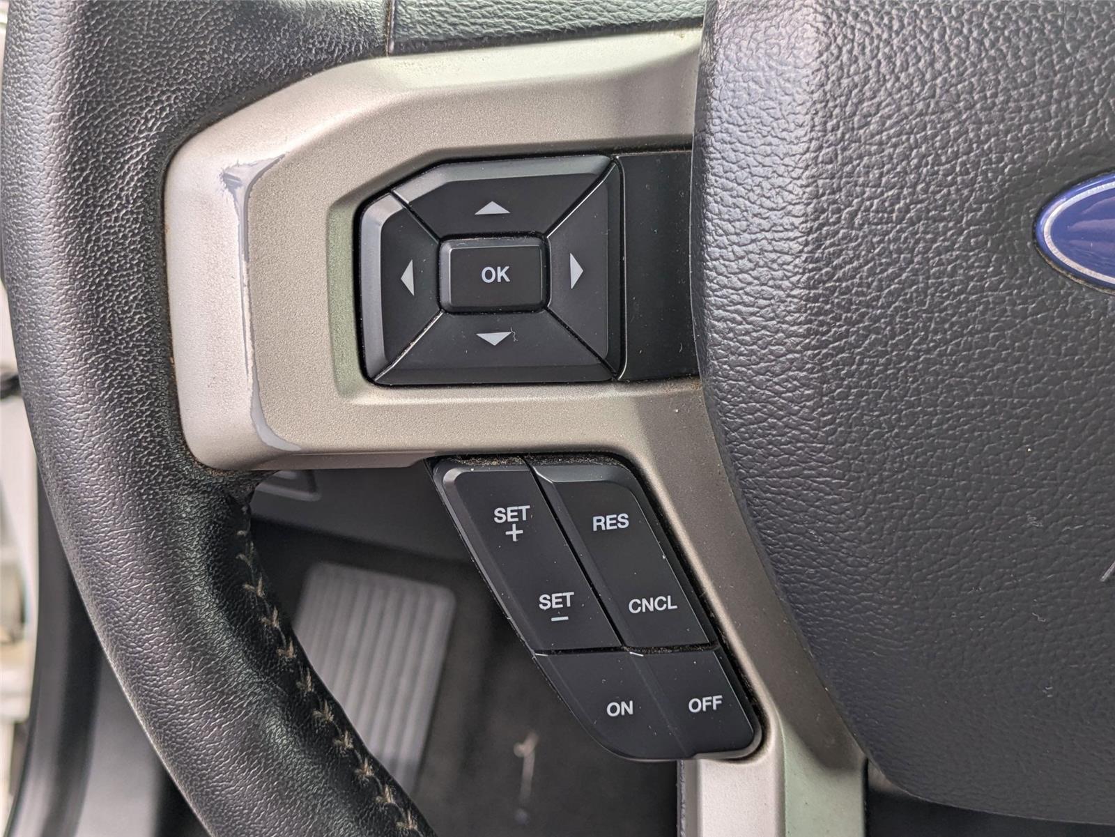 2019 Ford F-150 Lariat photo 17