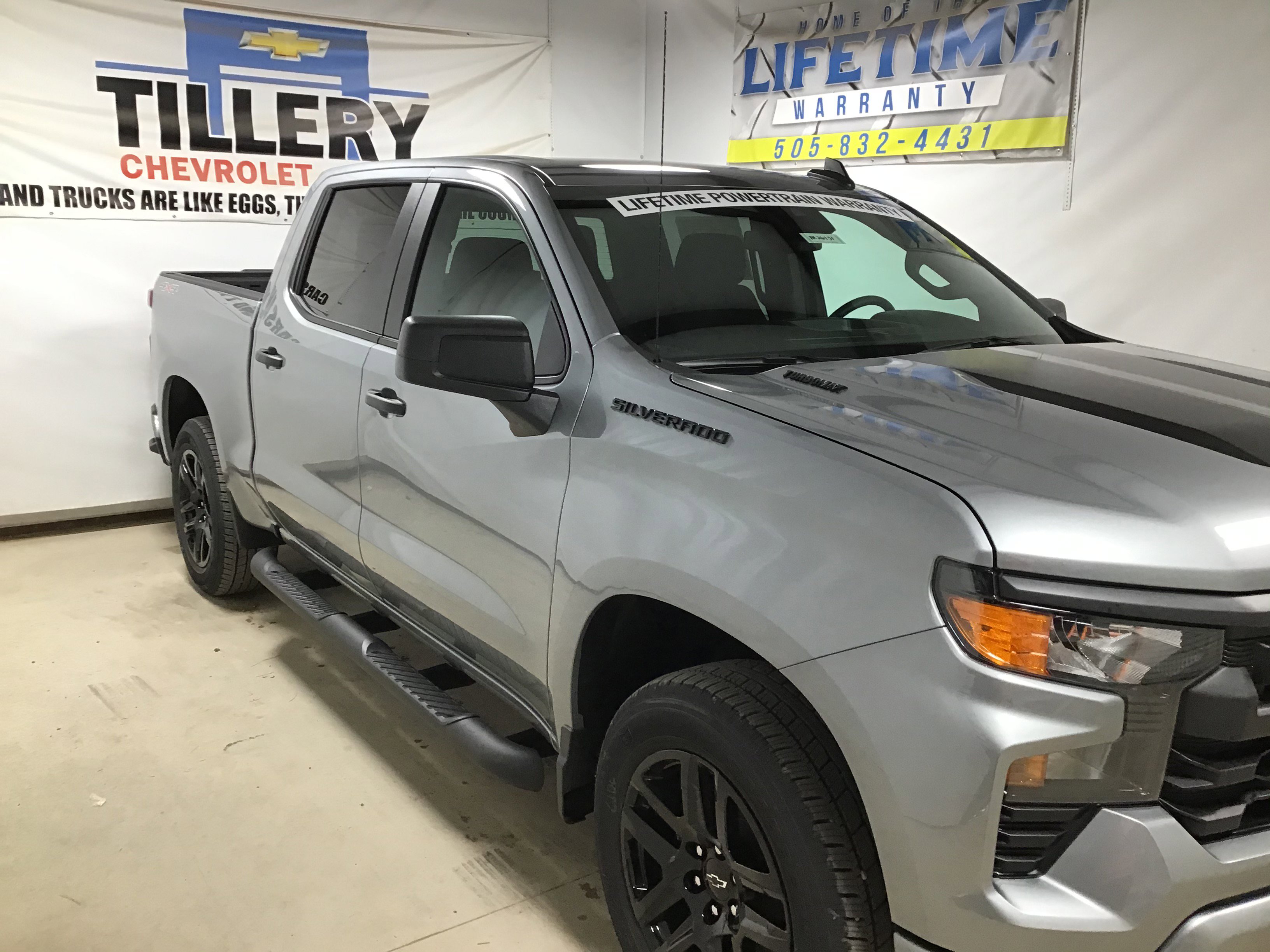 2026 Chevrolet Silverado 1500 Custom's photo