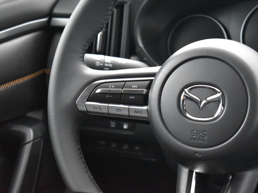 2025 Mazda CX-50 Premium photo 15