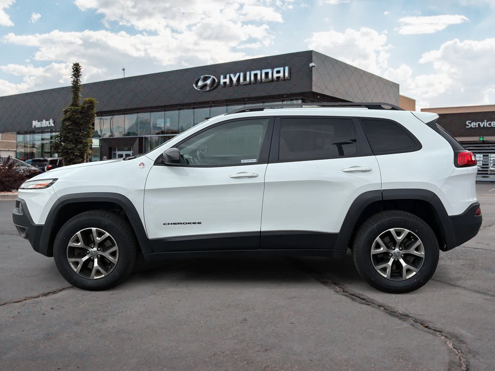 Used 2017 Jeep Cherokee Trailhawk with VIN 1C4PJMBB0HW528180 for sale in Lindon, UT