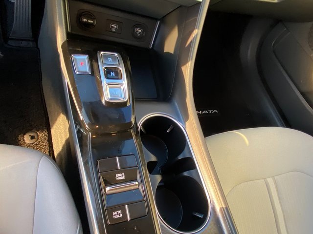 2021 Hyundai Sonata SEL photo 18