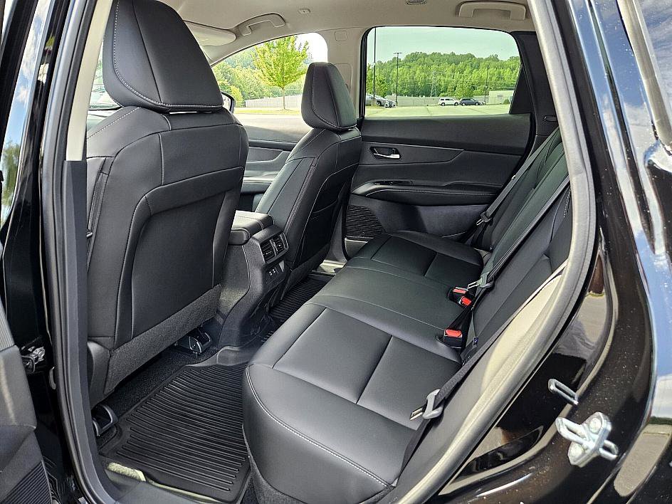2025 Nissan Murano SV photo 8