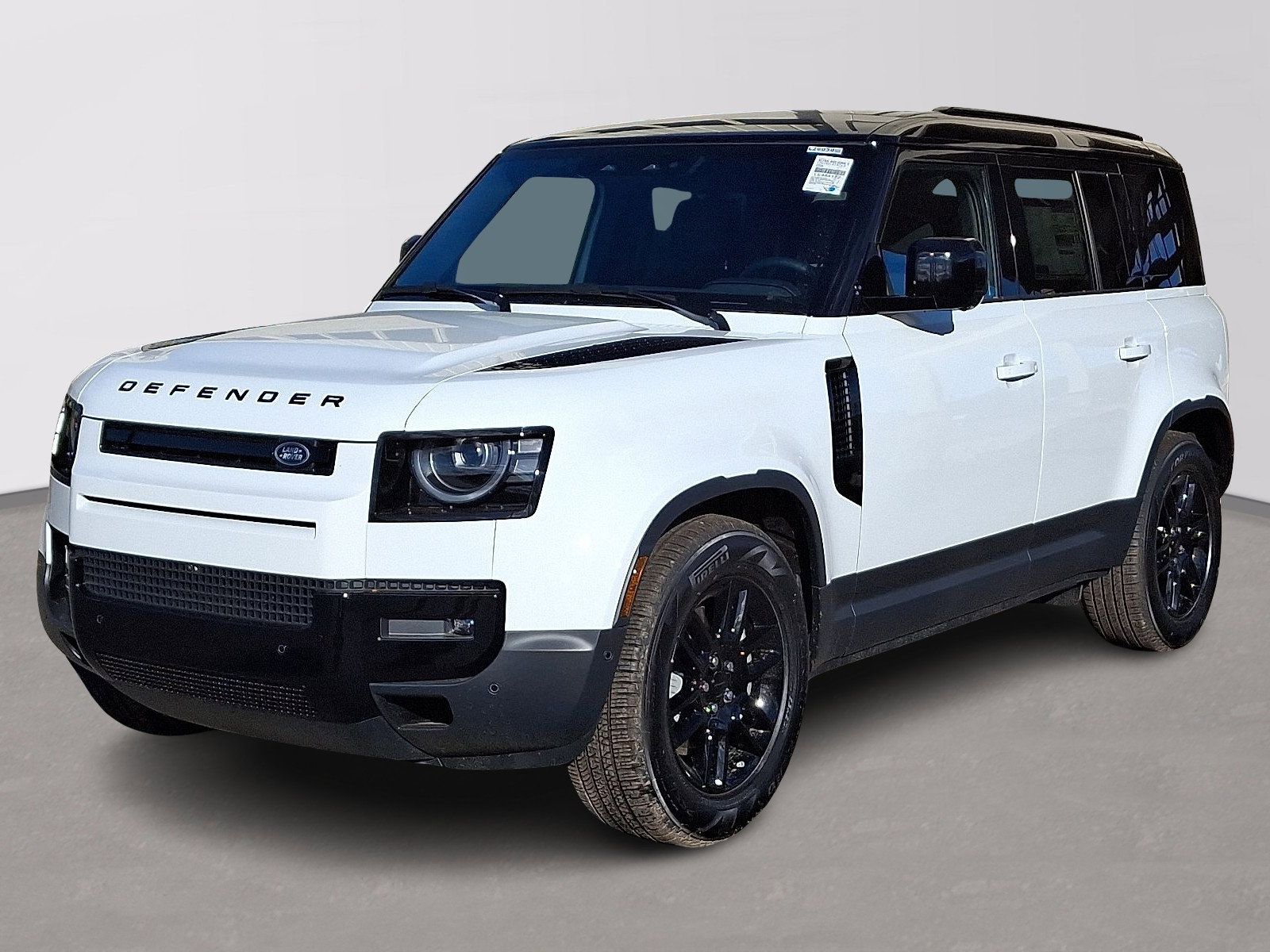 2026 Land Rover Defender S's photo