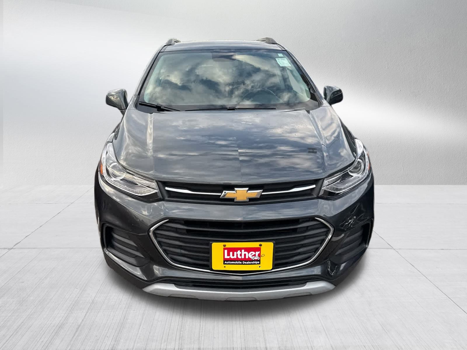 2019 Chevrolet Trax LT photo 2