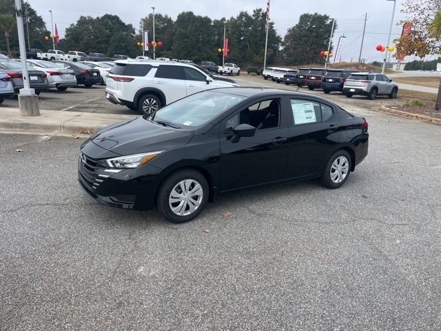 2025 Nissan Versa S photo 2