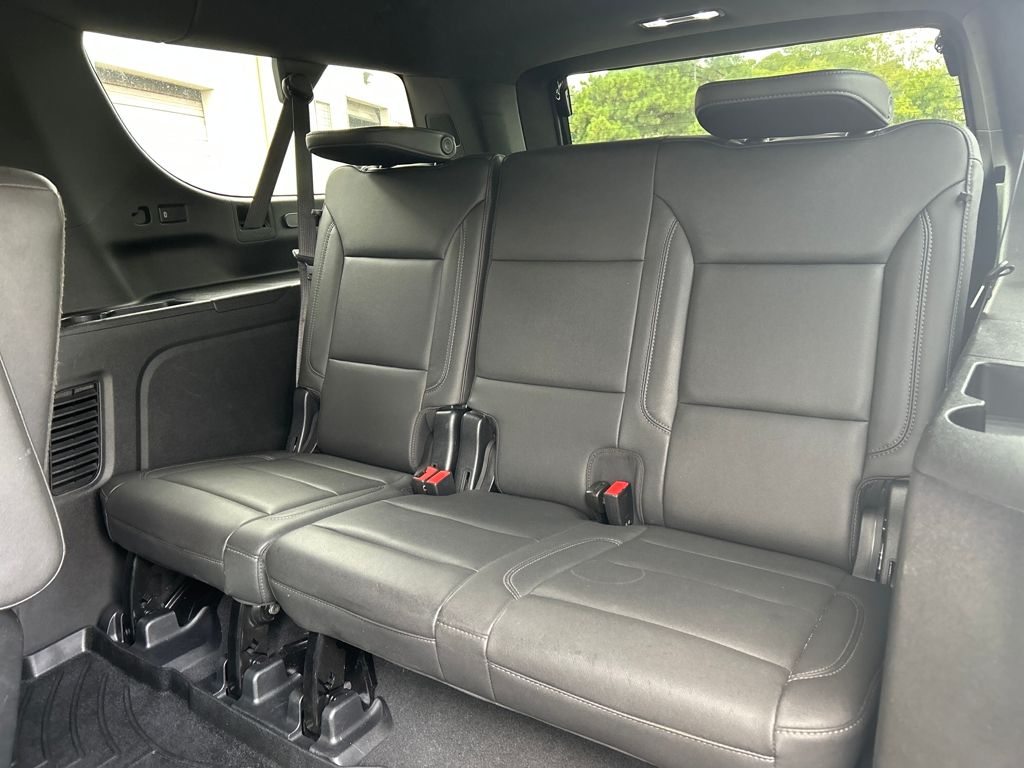 2022 Chevrolet Suburban Z71 photo 20