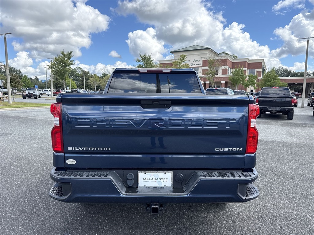 2022 Chevrolet Silverado 1500 Custom photo 3