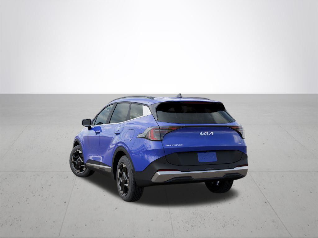 2026 Kia Sportage EX photo 4
