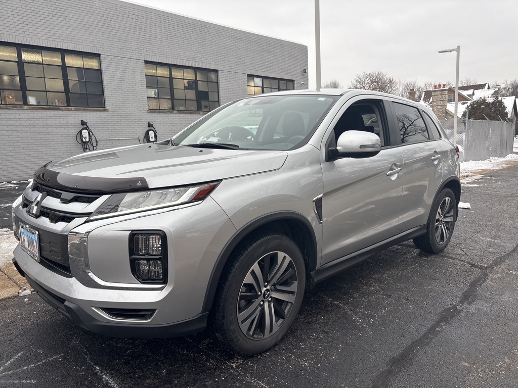 2020 Mitsubishi Outlander Sport SE's photo