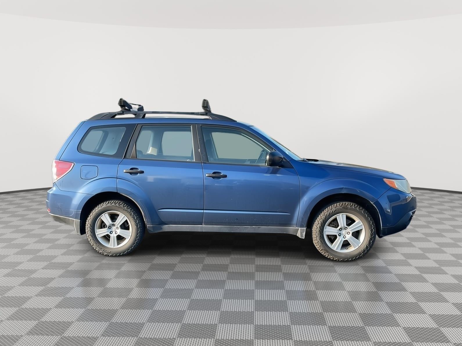 Used 2012 Subaru Forester X with VIN JF2SHBBCXCG438882 for sale in Union Gap, WA